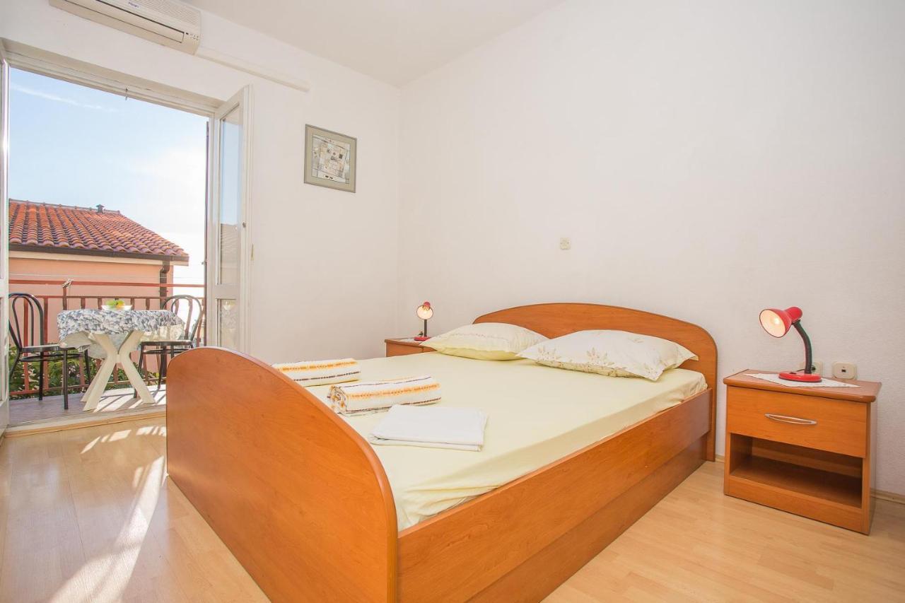 Apartments Nuic 748 Makarska Exteriör bild
